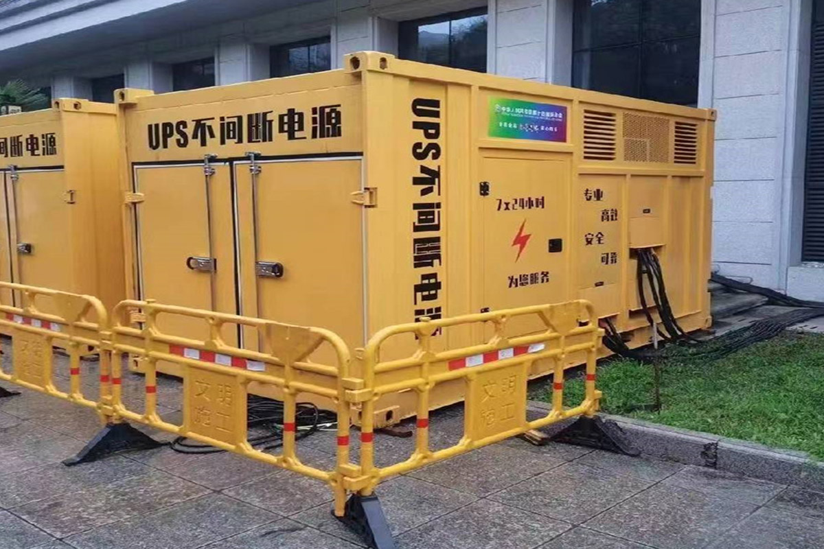 双滦发电机租赁施工现场